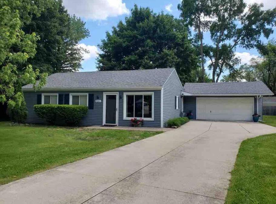 Clarkston House | Your Cozy Clarkston Home Away From Home