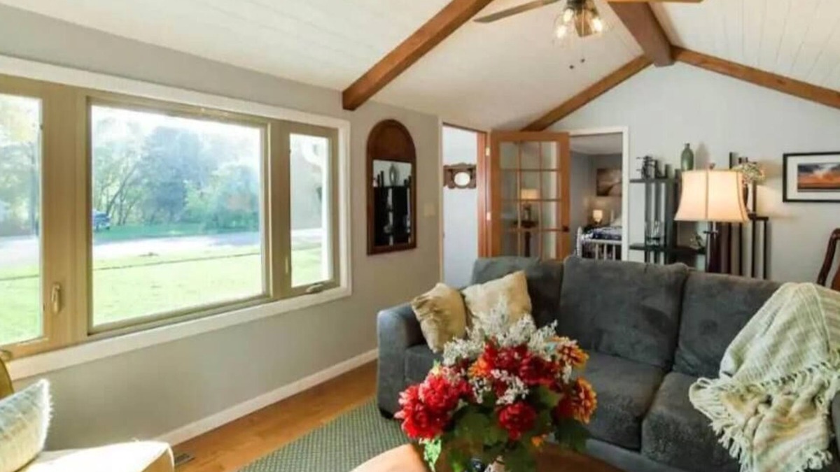Fergus Falls House | Your Cozy Home Away Home