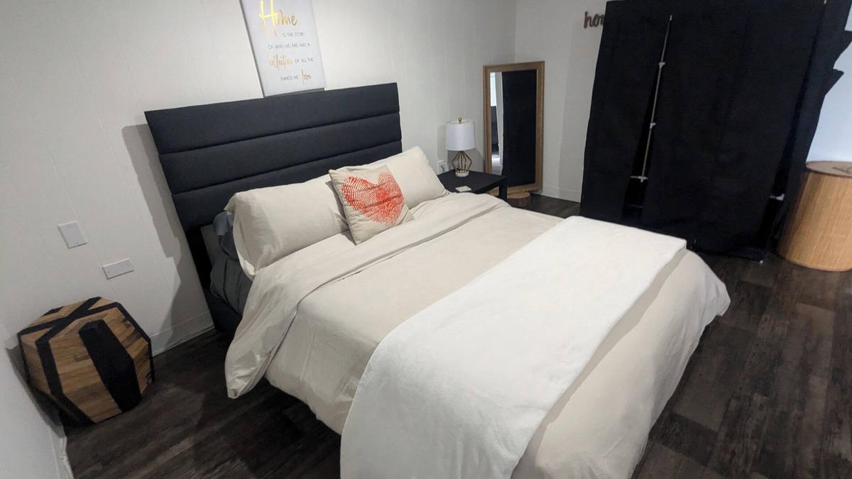Vauxhall House | Your Cozy South Orange, NJ Home away from Home!