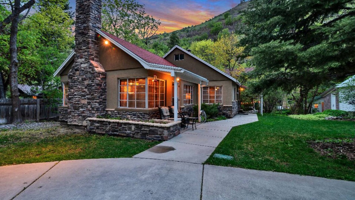 Snowbird House | Your creekside cabin is nestled between mountains and a crisp babbling brook