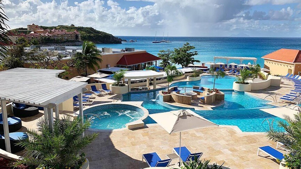 Philipsburg Apartment | Your Dream Carribean Getaway! Beachfront, Pools, FREE Parking Onsite!