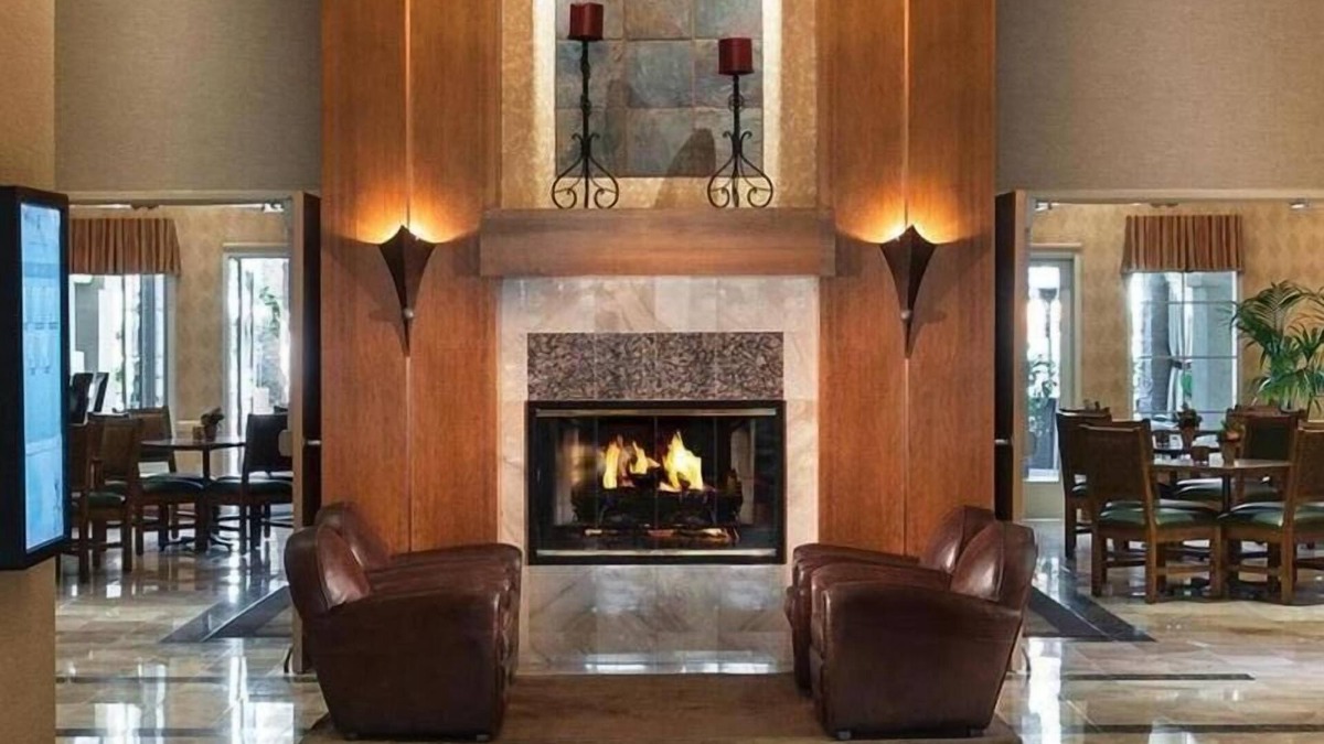Gainey Village Villas Hotel | Your Gateway to Scottsdale's Wonders: Elegant Suites Await! Paws Friendly, Pool