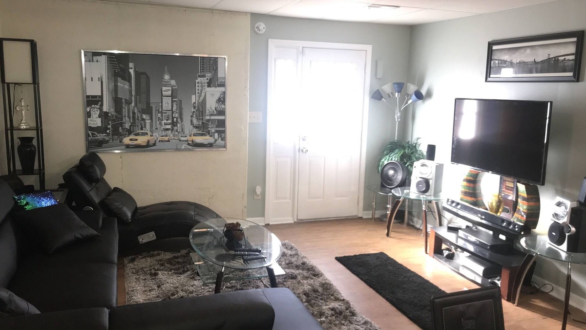 Palmetto House | Your Getaway home/Finished Basement Private entry