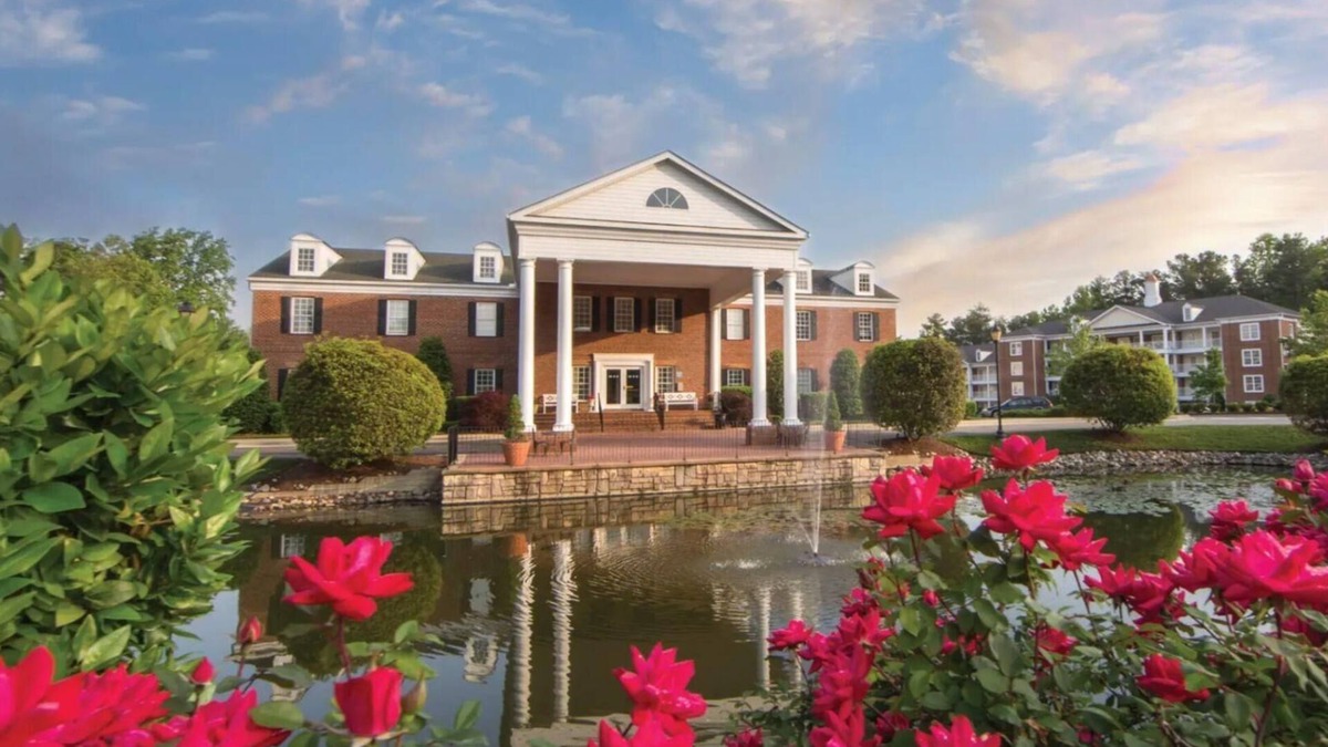 Williamsburg Resort | Your Historic Escape Awaits at Holiday Inn Club Vacations Williamsburg- 2 Bd.