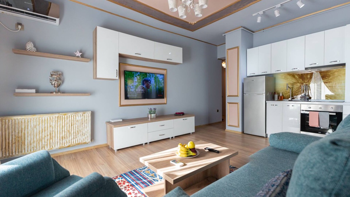 Constanta Apartment | Your holiday home by the sea!