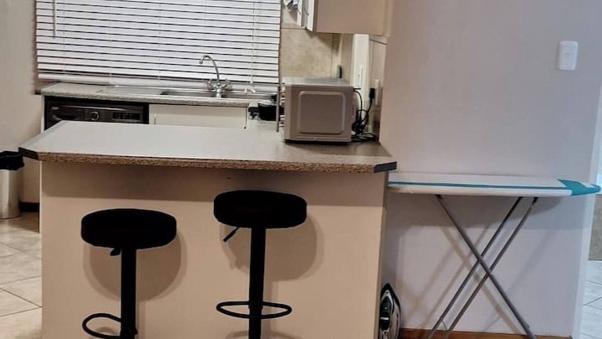 Newcastle Apartment | Your Home Away from Home apartment in Newcastle