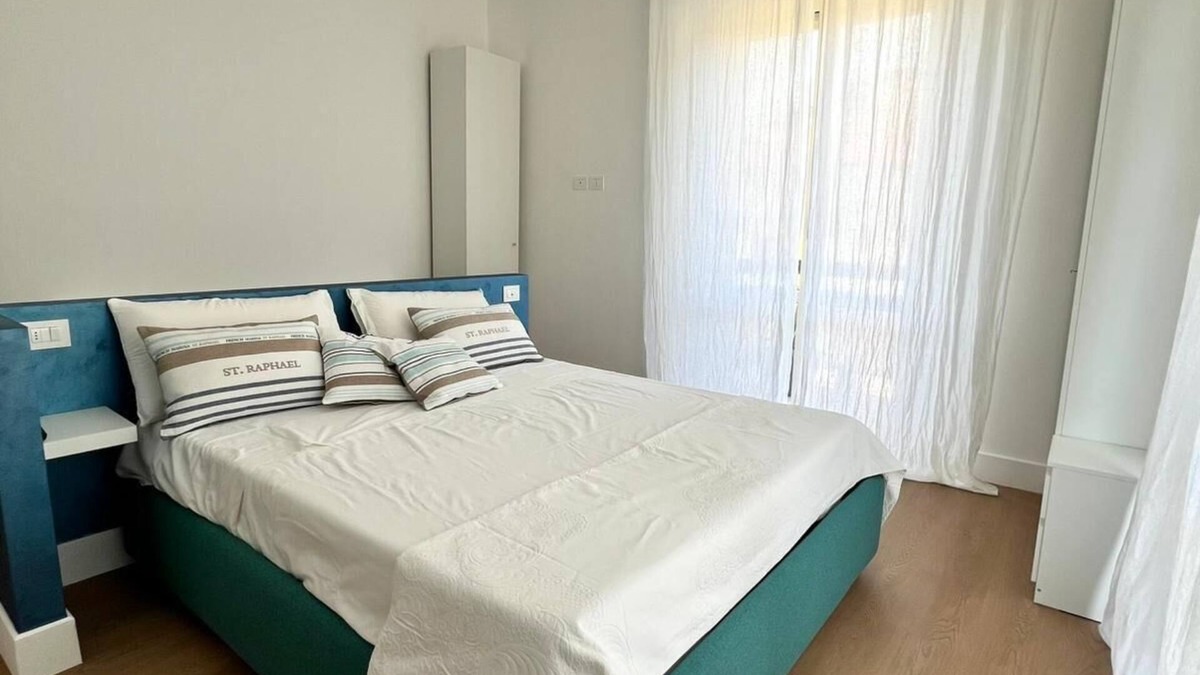 Pescara Apartment | Your home away from home 🩵 A stone's throw from the sea and park 🌞