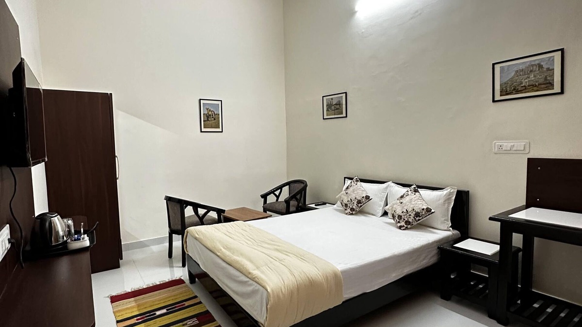 Mandore House | Your home away from home.