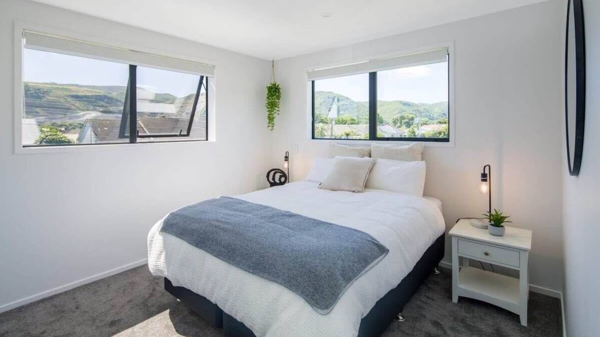 Lower Hutt House | Your Home for Night or a Month!