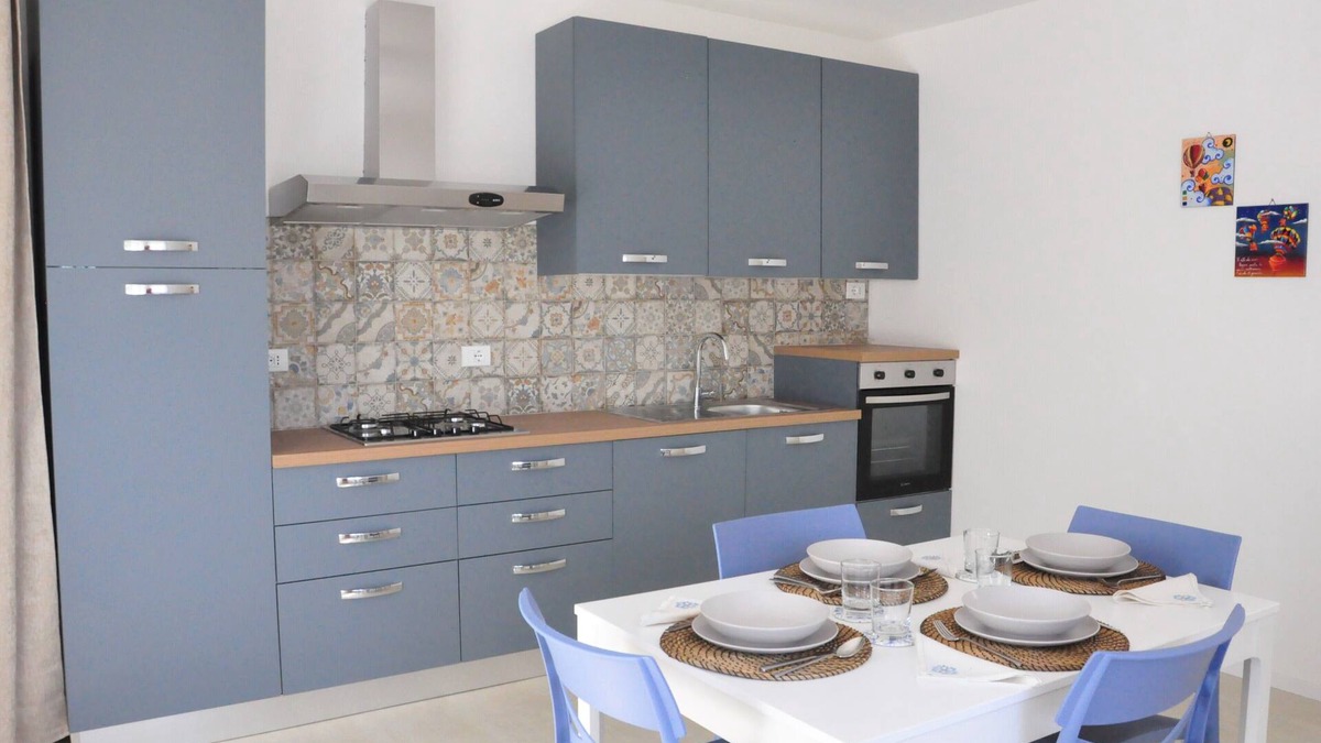 Ortona House | Your home with fireplace and vast backyard, comfortable, large and cozy.
