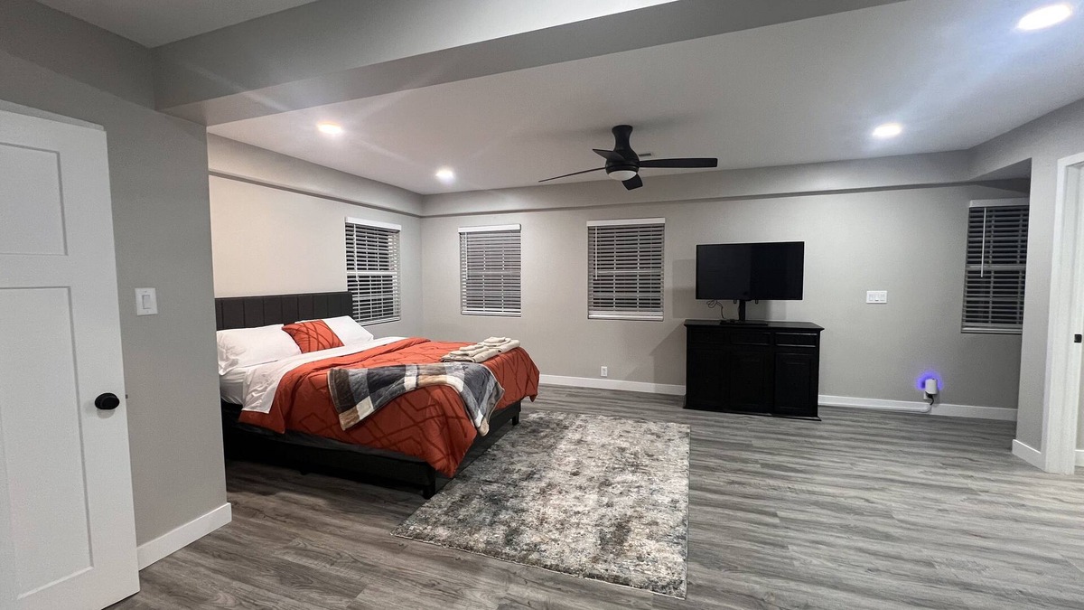 Lawrence House | Your Indiana Retreat