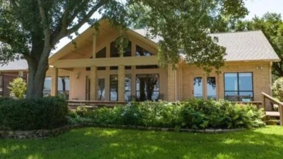 Star Harbor House | Your Lake House Awaits!