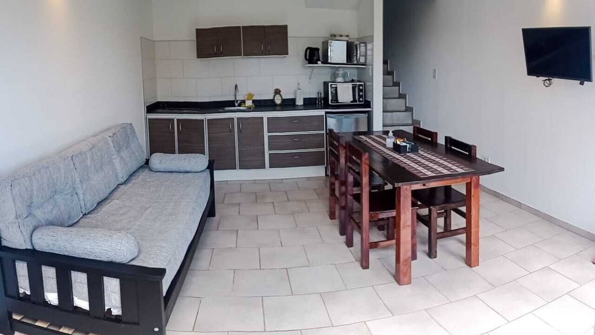 El Calafate Apartment | Your Lakeside Paradise: Comfort and Full Kitchen Awaits