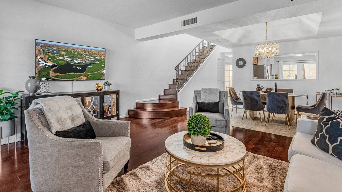 Biltmore Courts Condo | Your Luxury Getaway on Biltmore Golf Links Course, Phoenix AZ!