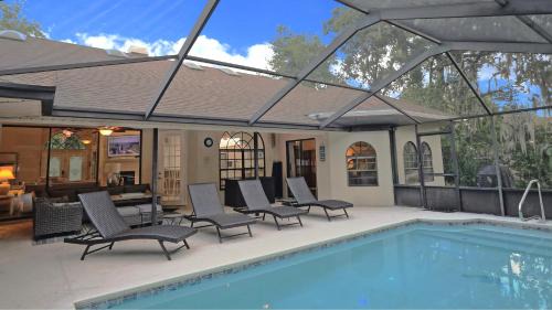 Crystal River House | Your Manatee and Scalloping Adventure Retreat