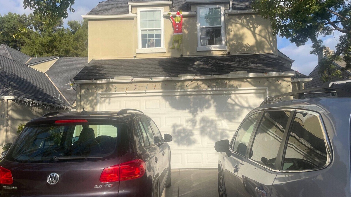 Carlsbad House | Your own bedroom/bathroom available in 3 bedroom townhome.