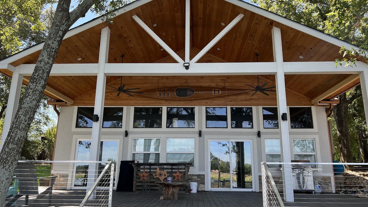 Canton House | Your own lake house less than a mile from Canton Trade Days