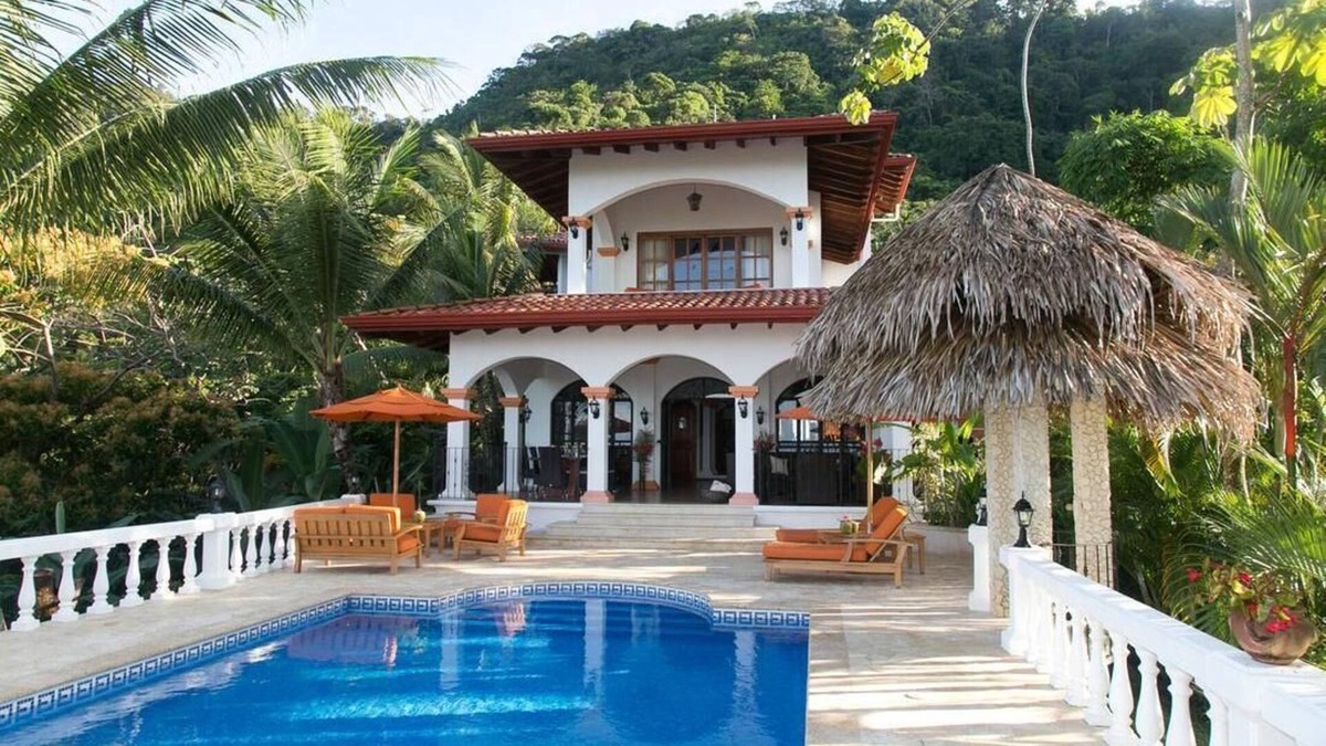 Dominicalito Villa | Your Own Private Mini Resort In A Large Private Estate