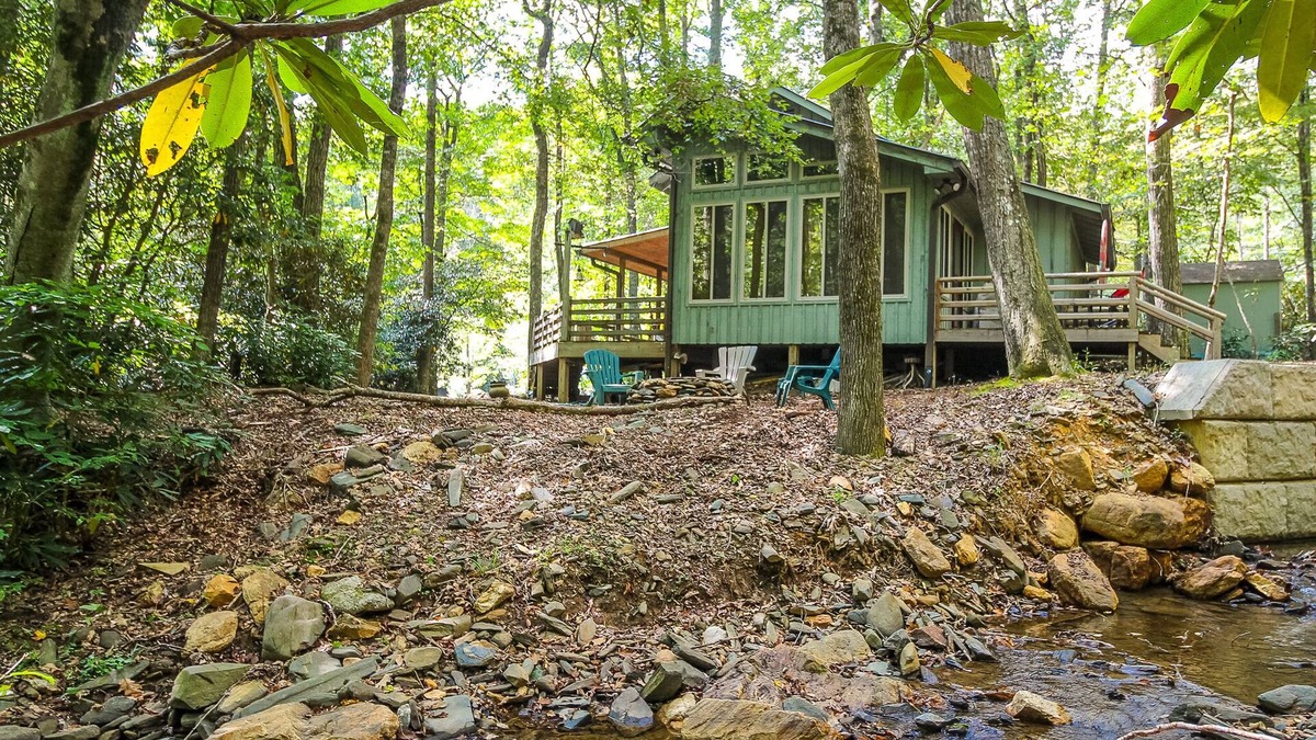Todd Cabin | Your Perfect Cabin Stay at Creekside Comfort Is Just a Click Away!