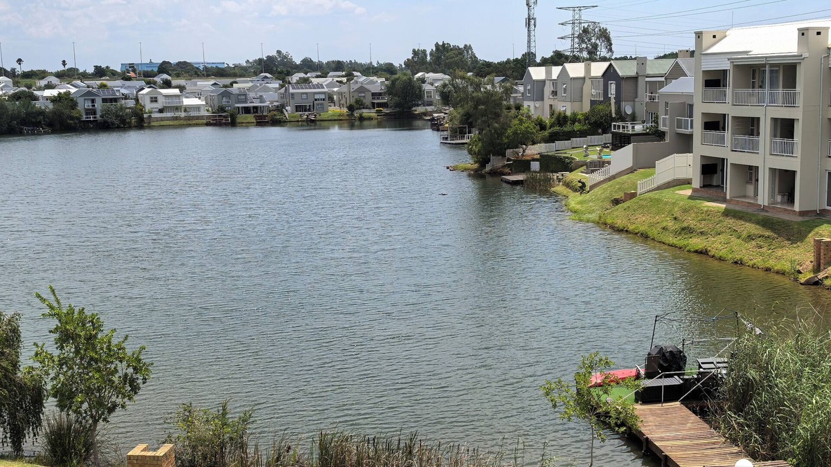 Elarduspark Apartment | Your Perfect Escape with Breathtaking Lake Views.nFind it, You will love it!