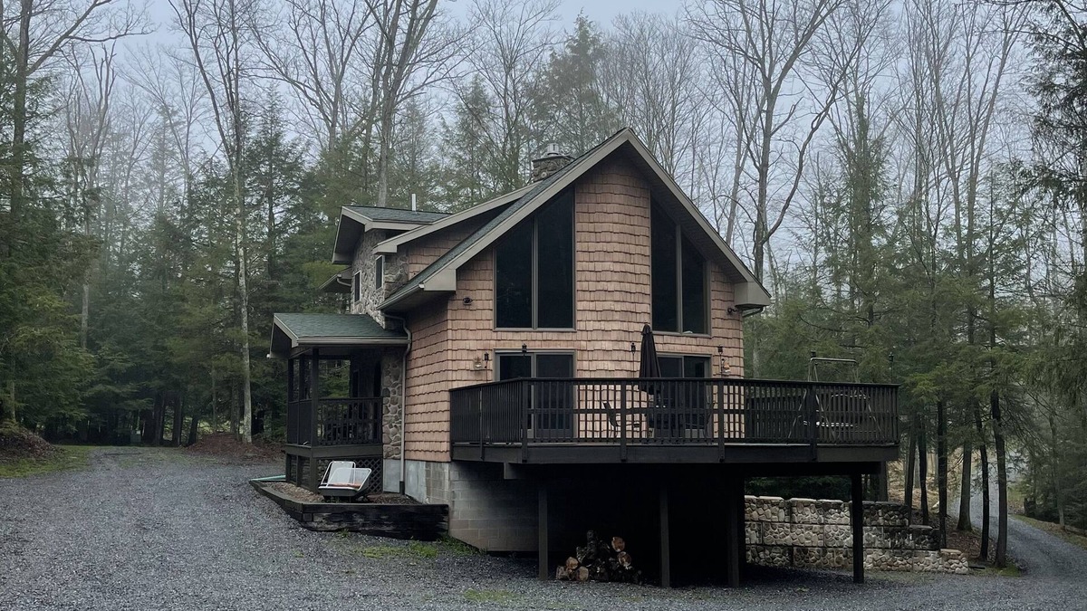 Lock Haven Ski Chalet | Your Pine Creek Getaway!