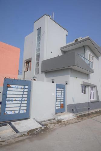 Badheri Rajputan House | Your Place - The Pool Villa