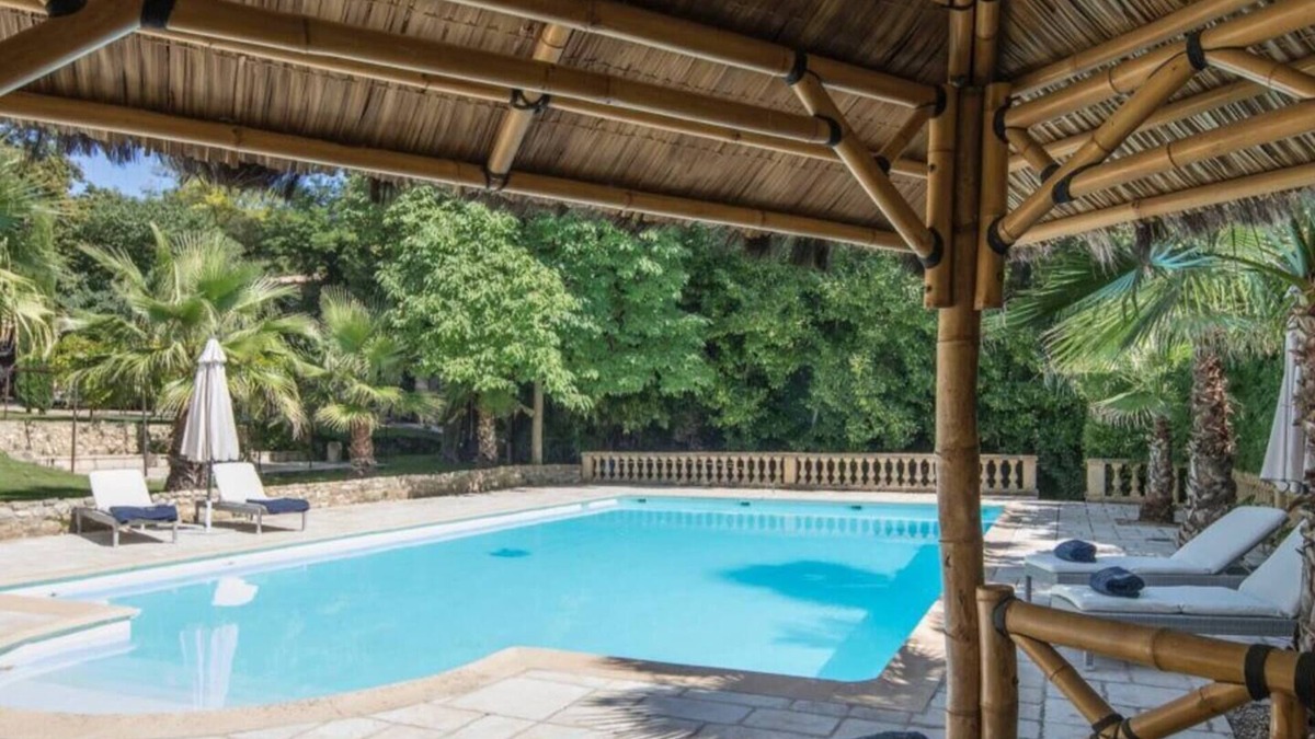 Saint-Victor-des-Oules House | Your Private Chateau in the South of France