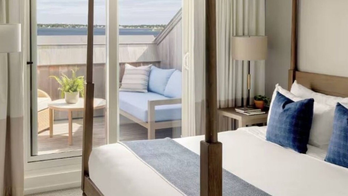 Goat Island Hotel | Your Seaside Retreat! Onsite Pool, Fitness Center, Near Downtown Shopping!