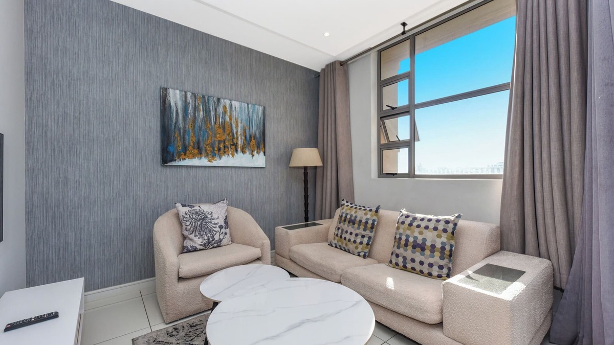 Greater Johannesburg Metropolitan Area Apartment | Your Stylish and Spacious Rosebank Studio