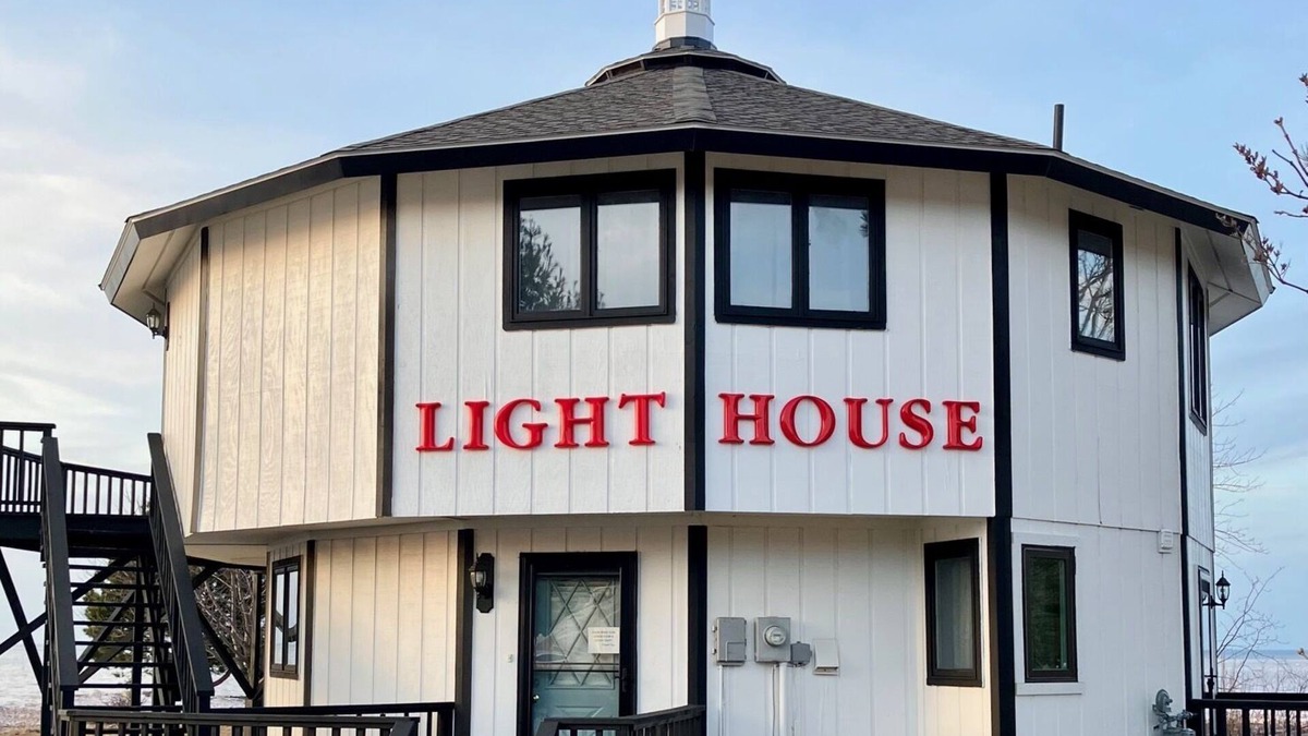 Silver City House | Your Superior Vacation Destination