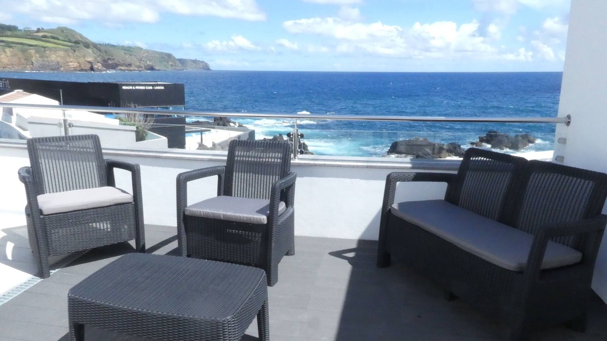 Lagoa House | Your terrace on the Ocean with amazing view and private car park