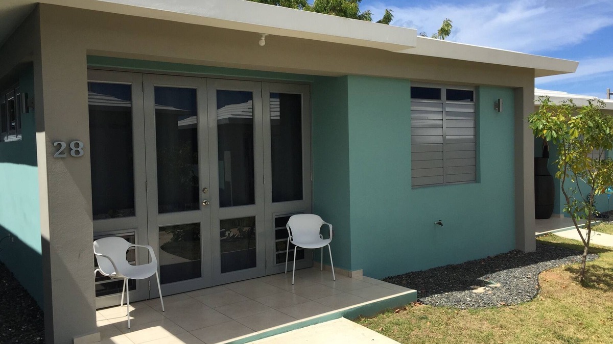 Boqueron Villa | Your Tropical Retreat in the Heart of Boqueron, WiFi, full A/C, Wi-Fi, sleeps 6