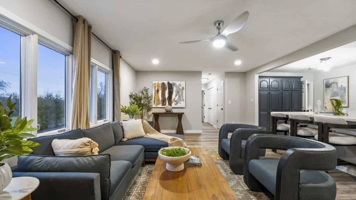 Oswego House | Your Unique Stay by the Tracks | LCP Collection
