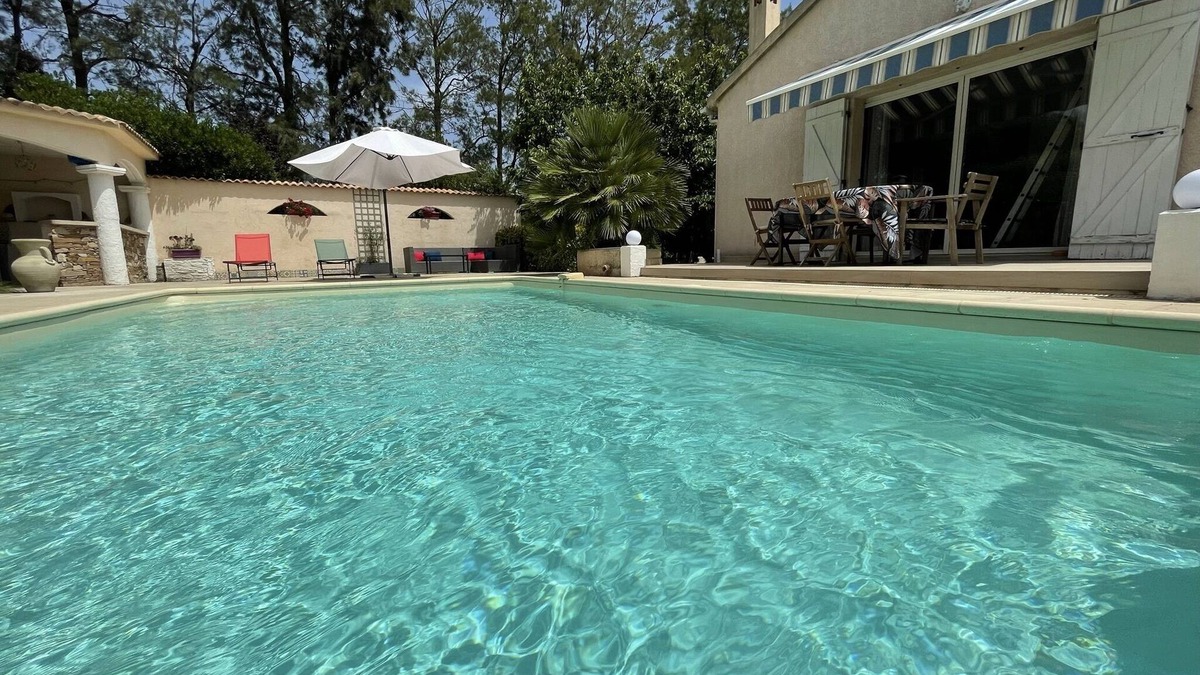 Borgo House | YOUR VACATION UNDER THE CORSICAN SUN BY THE HEATED SWIMMING POOL