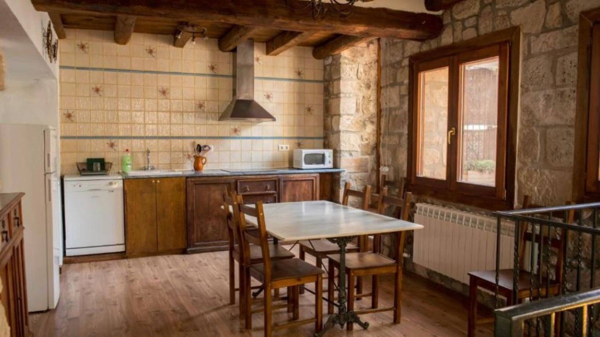 Montblanquet Cottage | YourHouse Marilluna