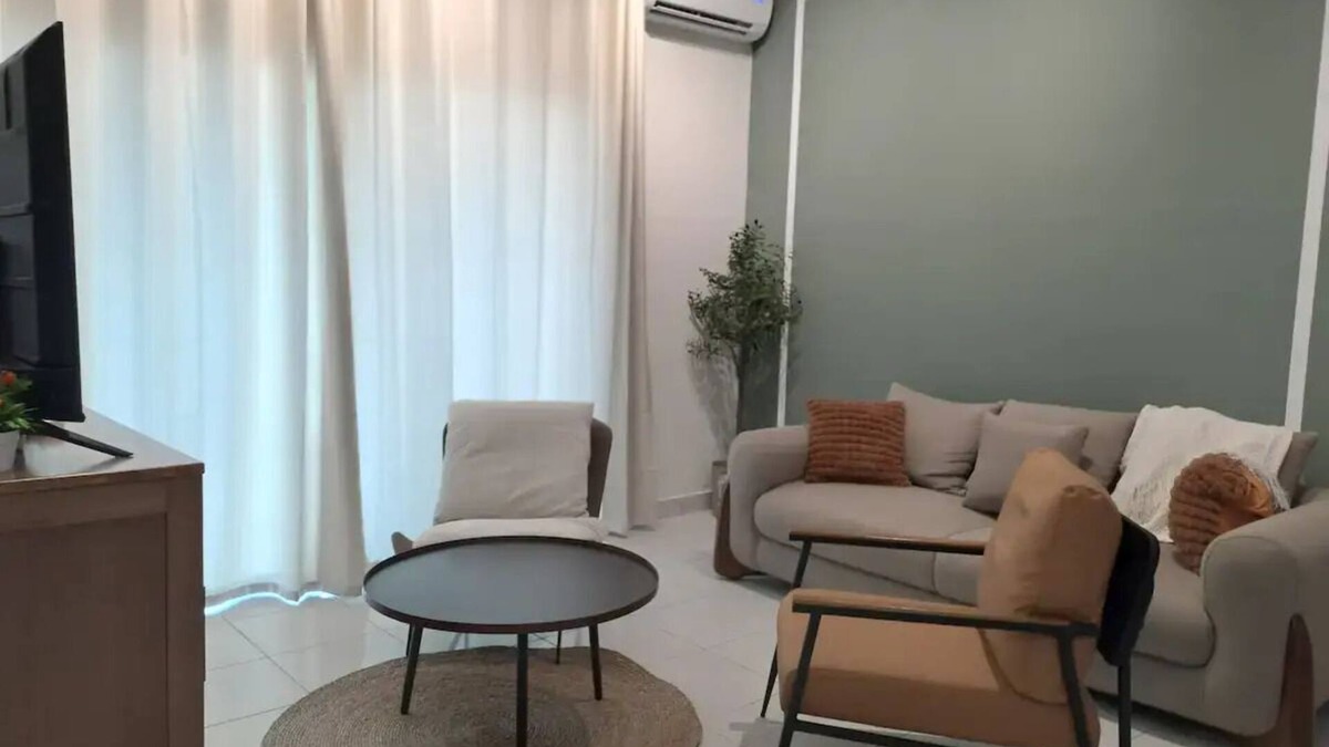 Nilai Apartment | Youth City Residence/3 Room/KLIA/Nilai/Pool