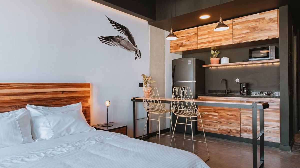 Laureles Apartment | Youthful Design Studio in the heart of Laureles