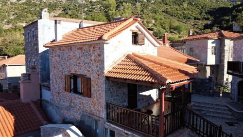 Trikolonoi House | Ypsus House Stemnitsa