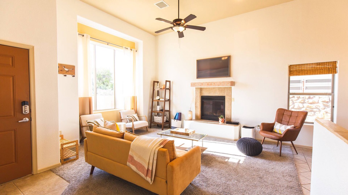 Las Cruces House | Yucca House | Views, Jetted Bath, Central Retreat