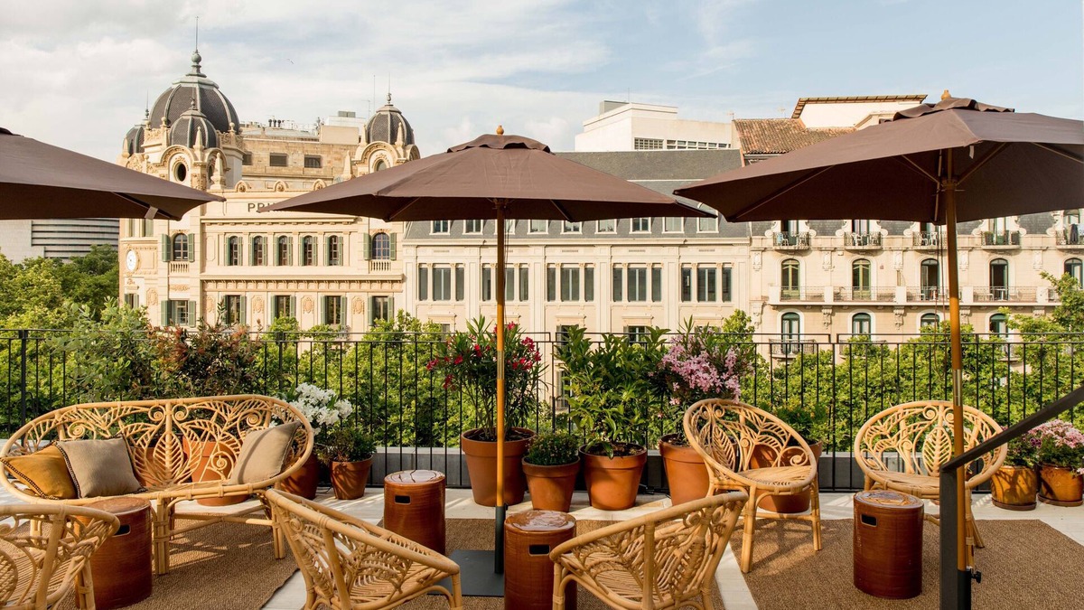 Gothic Quarter Hotel | Yurbban Ramblas Boutique Hotel