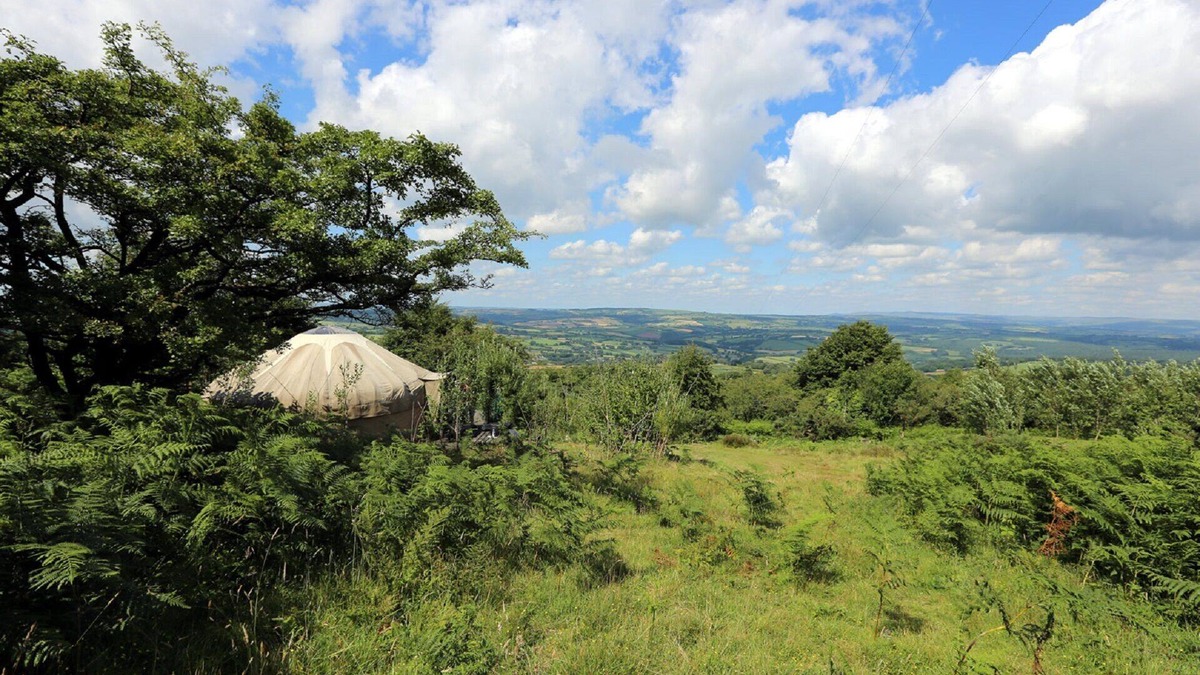 Callington Cabin | Yurt [sleeps up to 6] & Bathhouse in E Cornwall UK - 5* Off-Grid