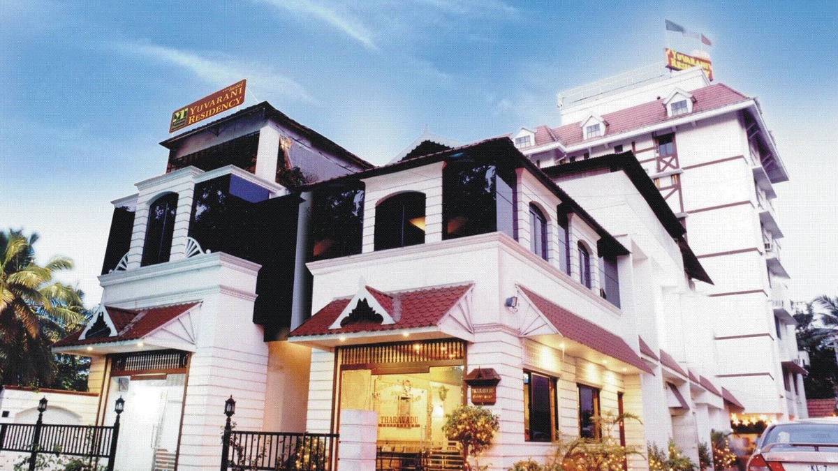 Ernakulam South Hotel | Yuvarani Residency