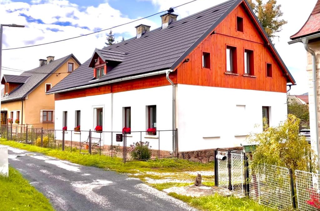 Mlade Buky Apartment | Za řekou