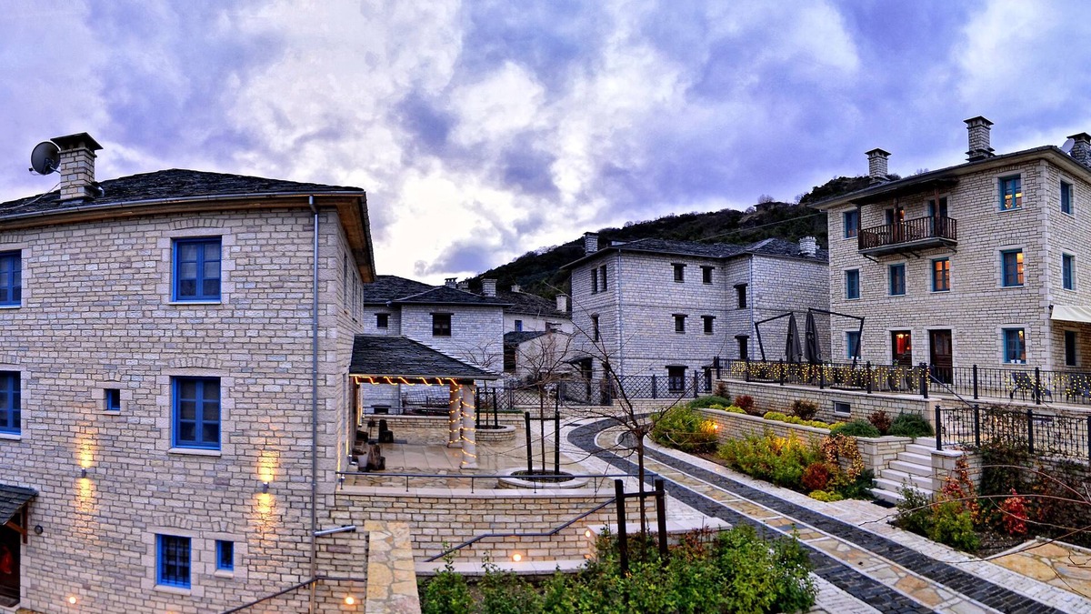 Vitsa Hotel | Zagori Suites Luxury Residences