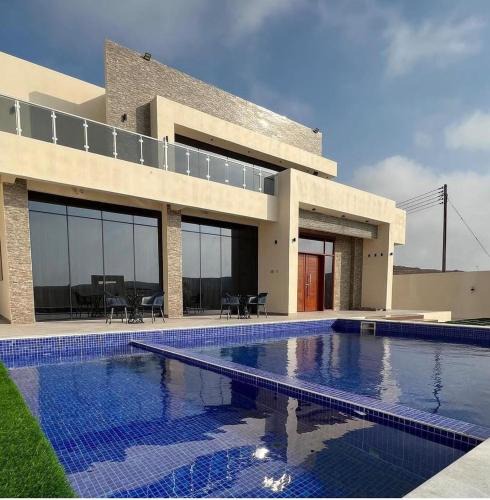 Sur Villa | Zahrtishrin