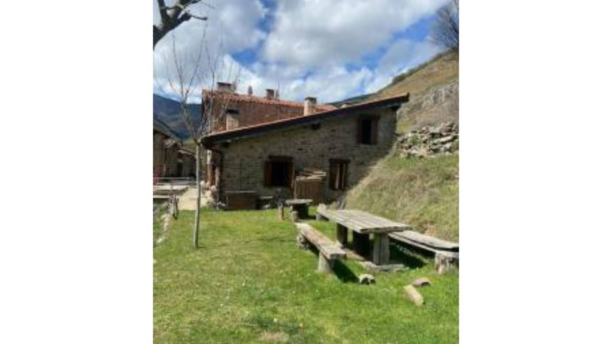 Zaldierna House | Zaldierna al sol, a 17th century village. ezcaray