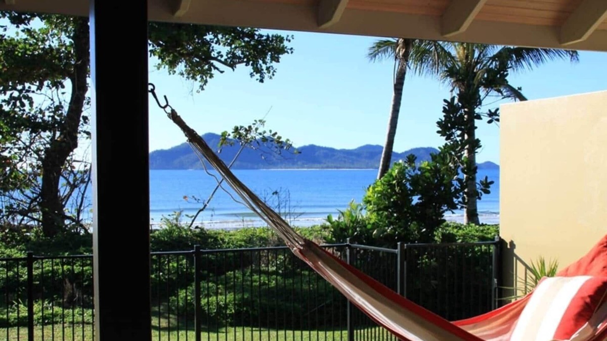 Mission Beach Apartment | Zama - Wongaling Beach - Beachfront Townhouse
