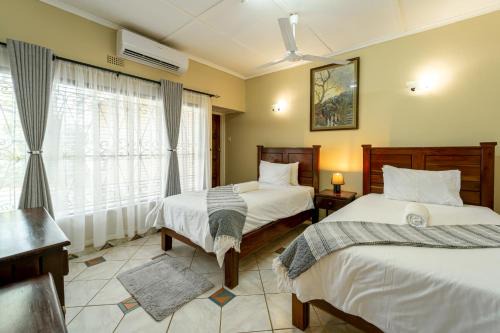 Victoria Falls House | Zambezi Family Lodge - Buffalo Room