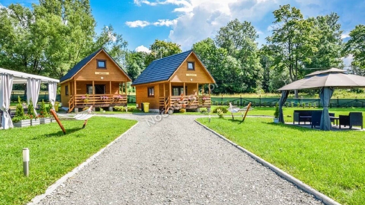 Polanica-Zdroj Cabin | Zapraszam do Osady z Widokiem na Góry
