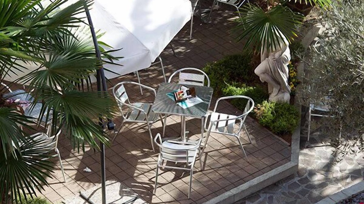 Suzzara Bed & Breakfast | Zara Rooms & Suites